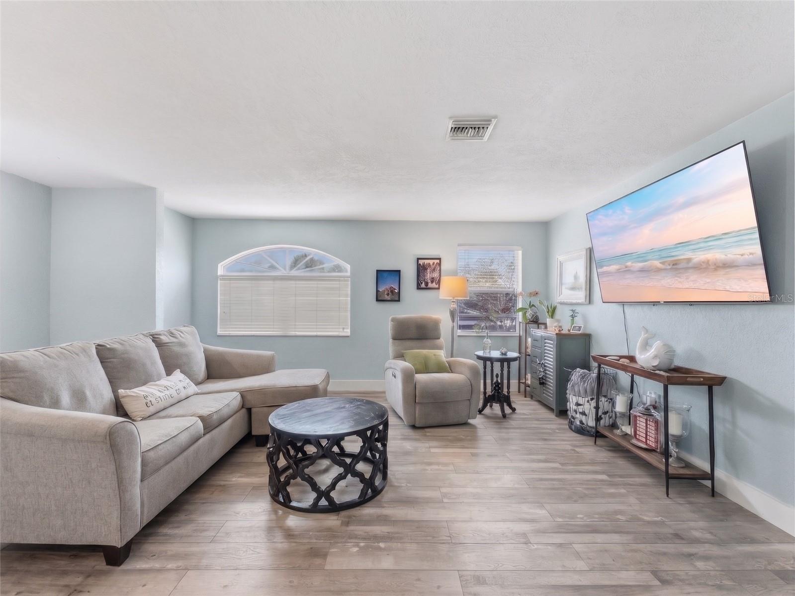 HERNANDO BEACH - Residential