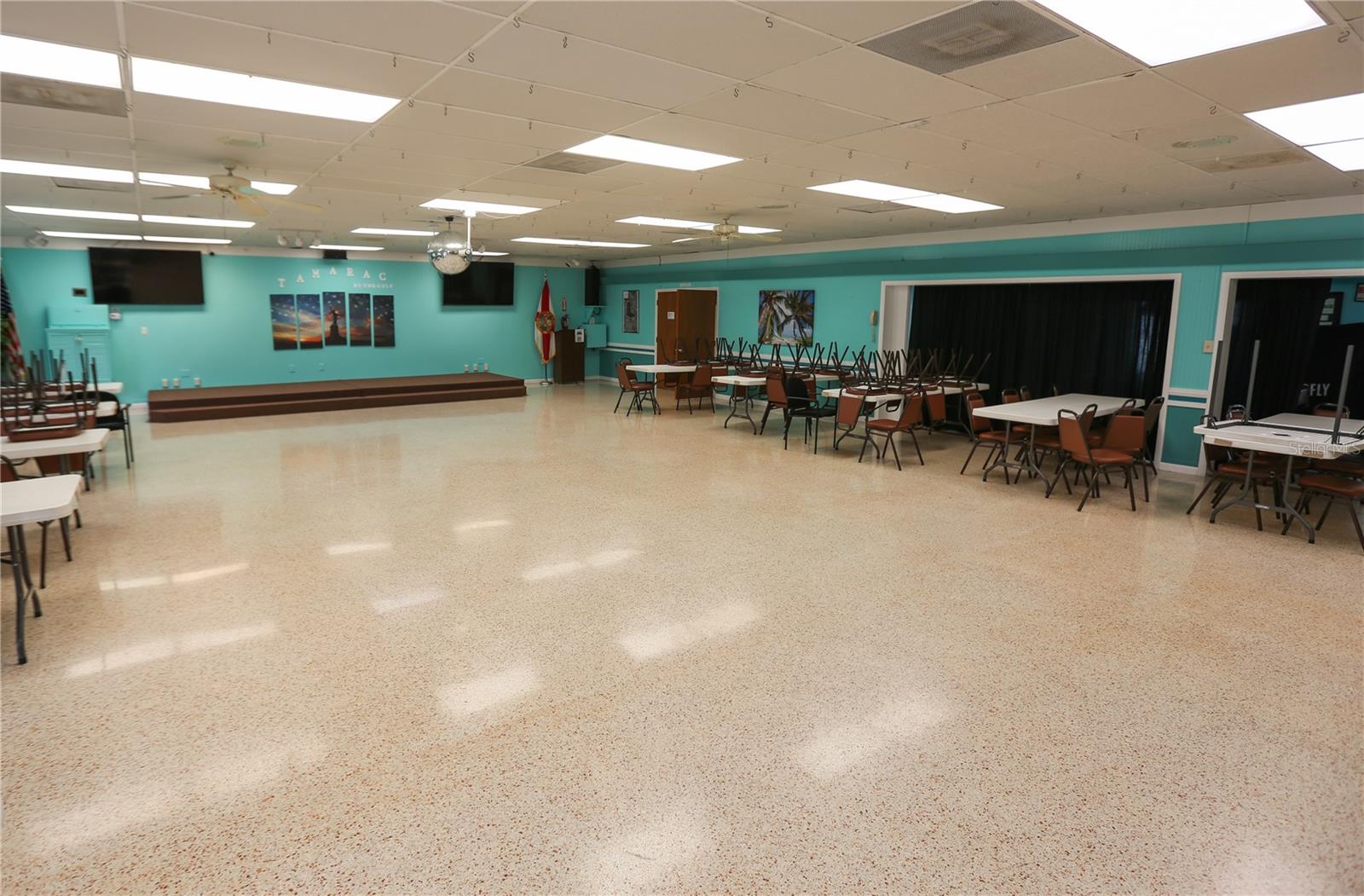 TAMARAC BY THE GULF 1ST ADD - Residential