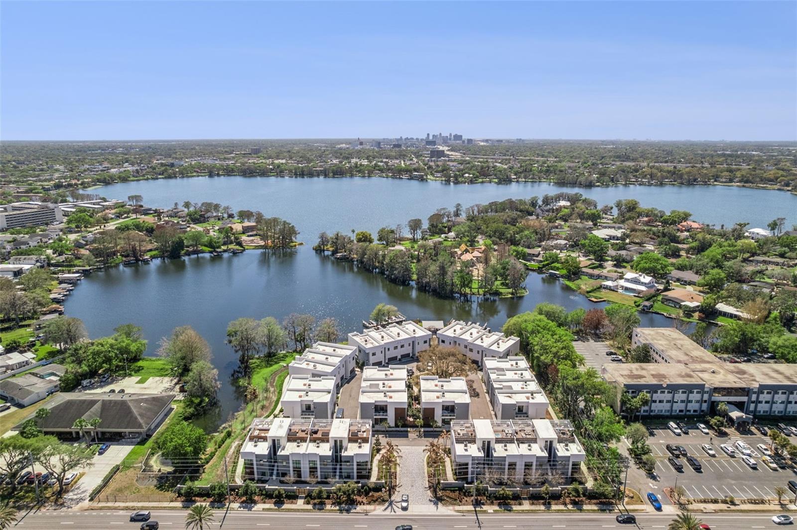 MONDRIAN/WINDER PARK TWNHMS - Residential