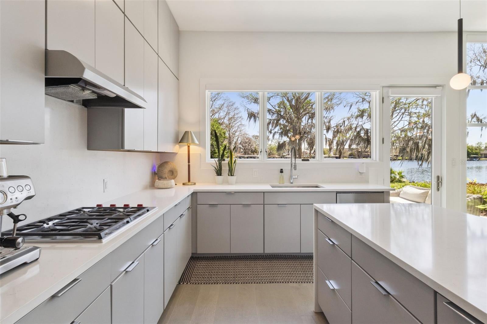 MONDRIAN/WINDER PARK TWNHMS - Residential