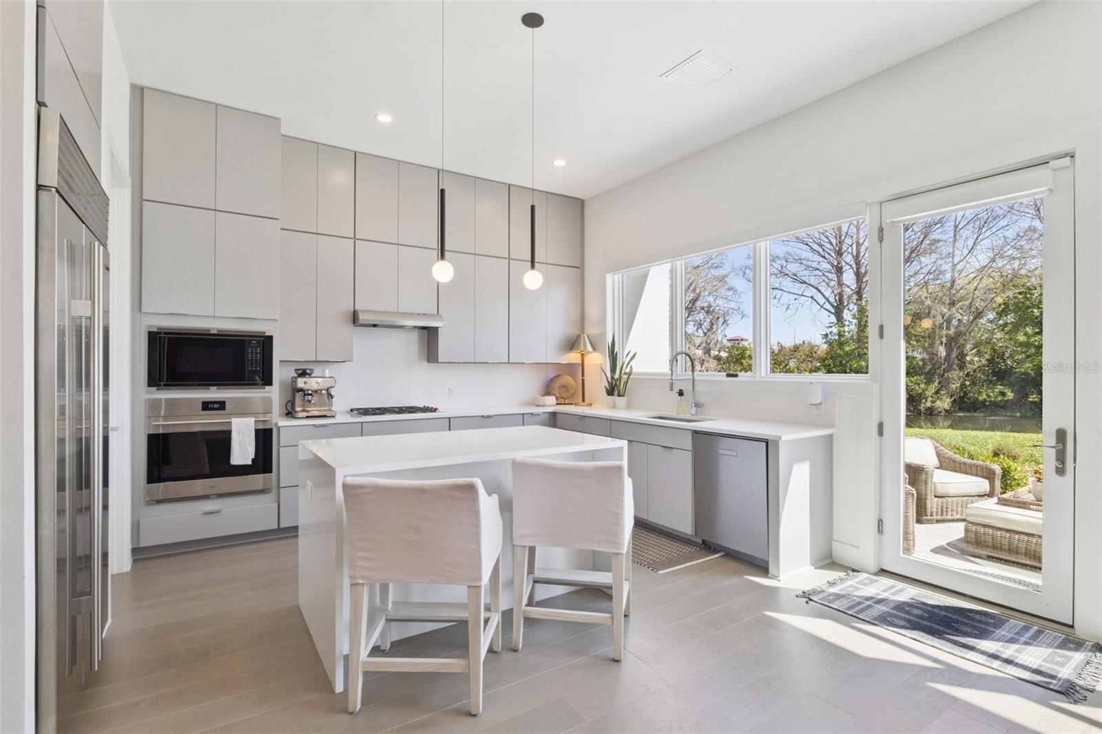 MONDRIAN/WINDER PARK TWNHMS - Residential