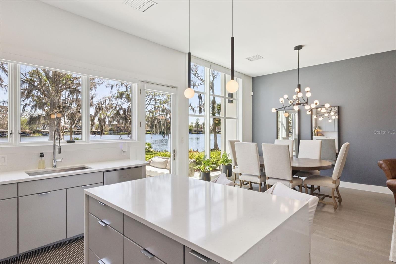 MONDRIAN/WINDER PARK TWNHMS - Residential