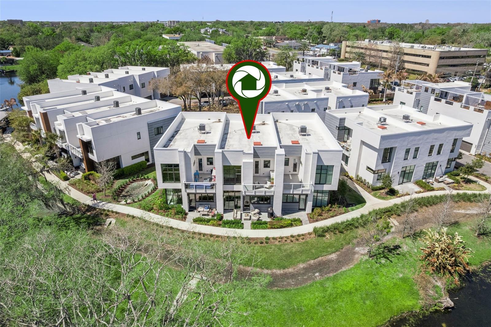 MONDRIAN/WINDER PARK TWNHMS - Residential