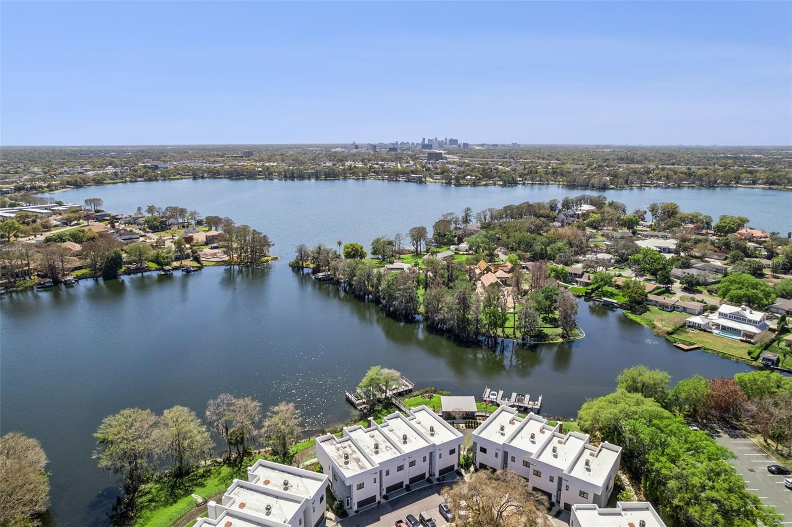 MONDRIAN/WINDER PARK TWNHMS - Residential