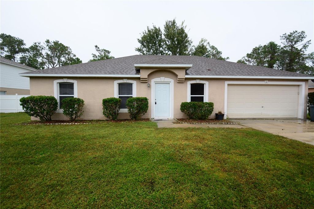 Photo of 5 Kathleen Trail, Palm Coast, FL 32164 (MLS # FC314531)