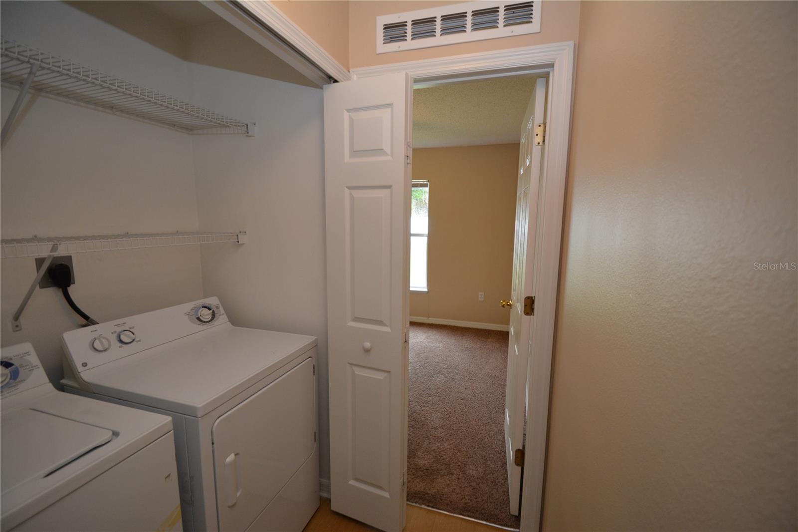 QUAIL HOLLOW - Residential Lease