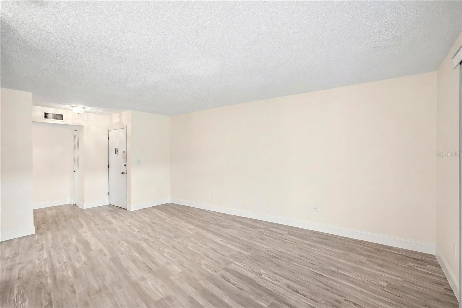 22333 EDGEWATER DRIVE C2