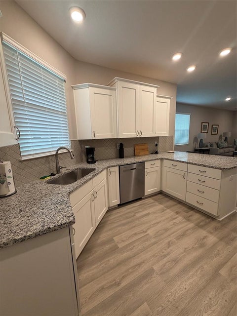 Tiny photo for 7288 SW 89th Avenue, Ocala, FL 34481 (MLS # OM734873)