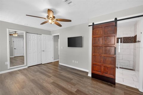 Tiny photo for 536 NE 43rd Court, Ocala, FL 34470 (MLS # OM725227)