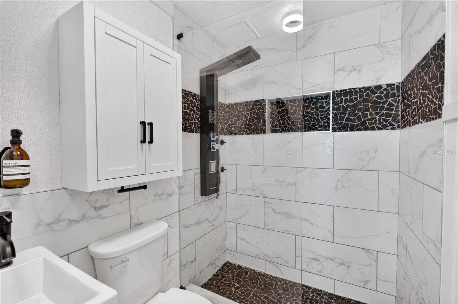 RIDGE VIEW ACRES - Residential