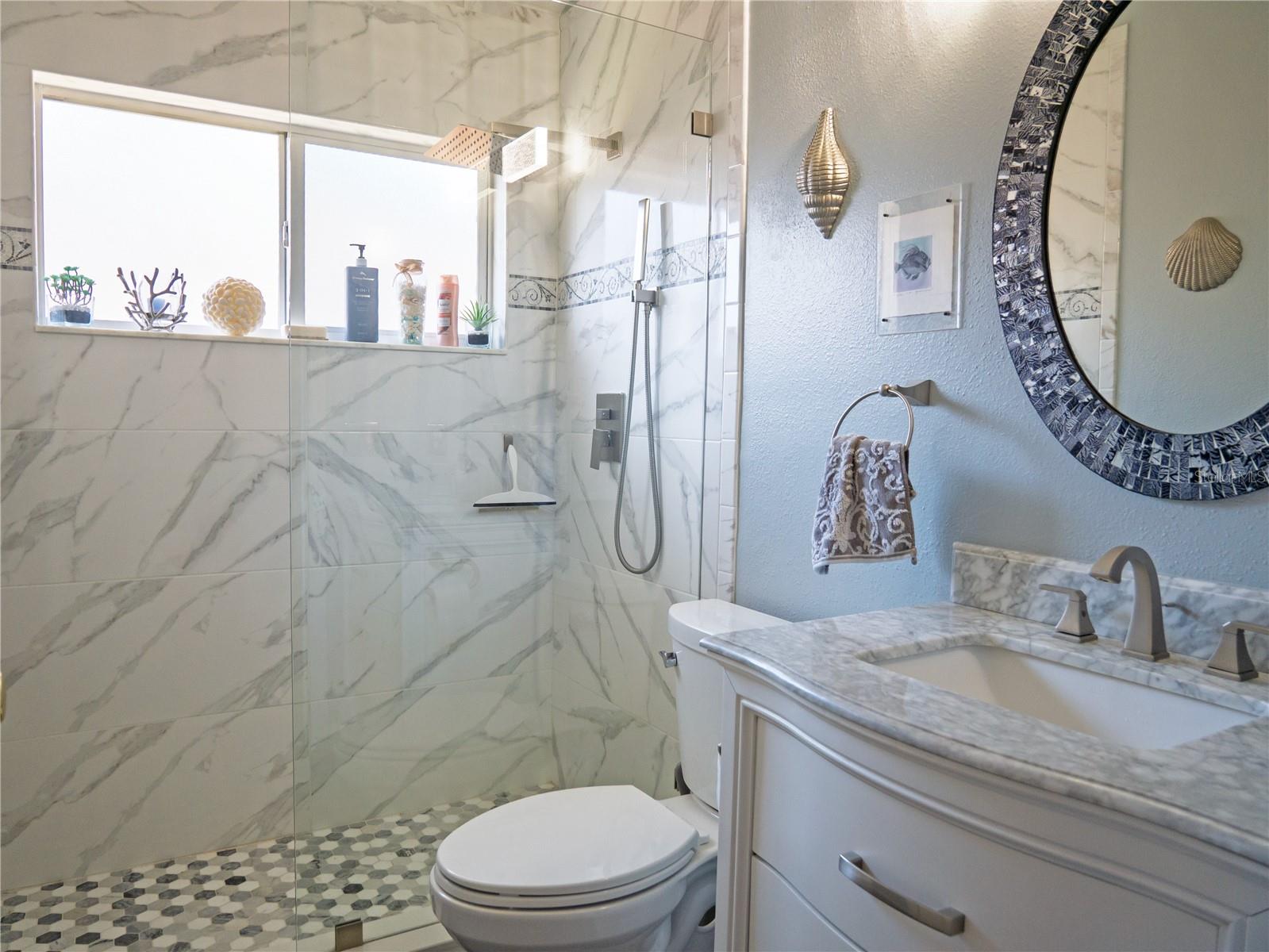 CARROLLTON LAKES - Residential