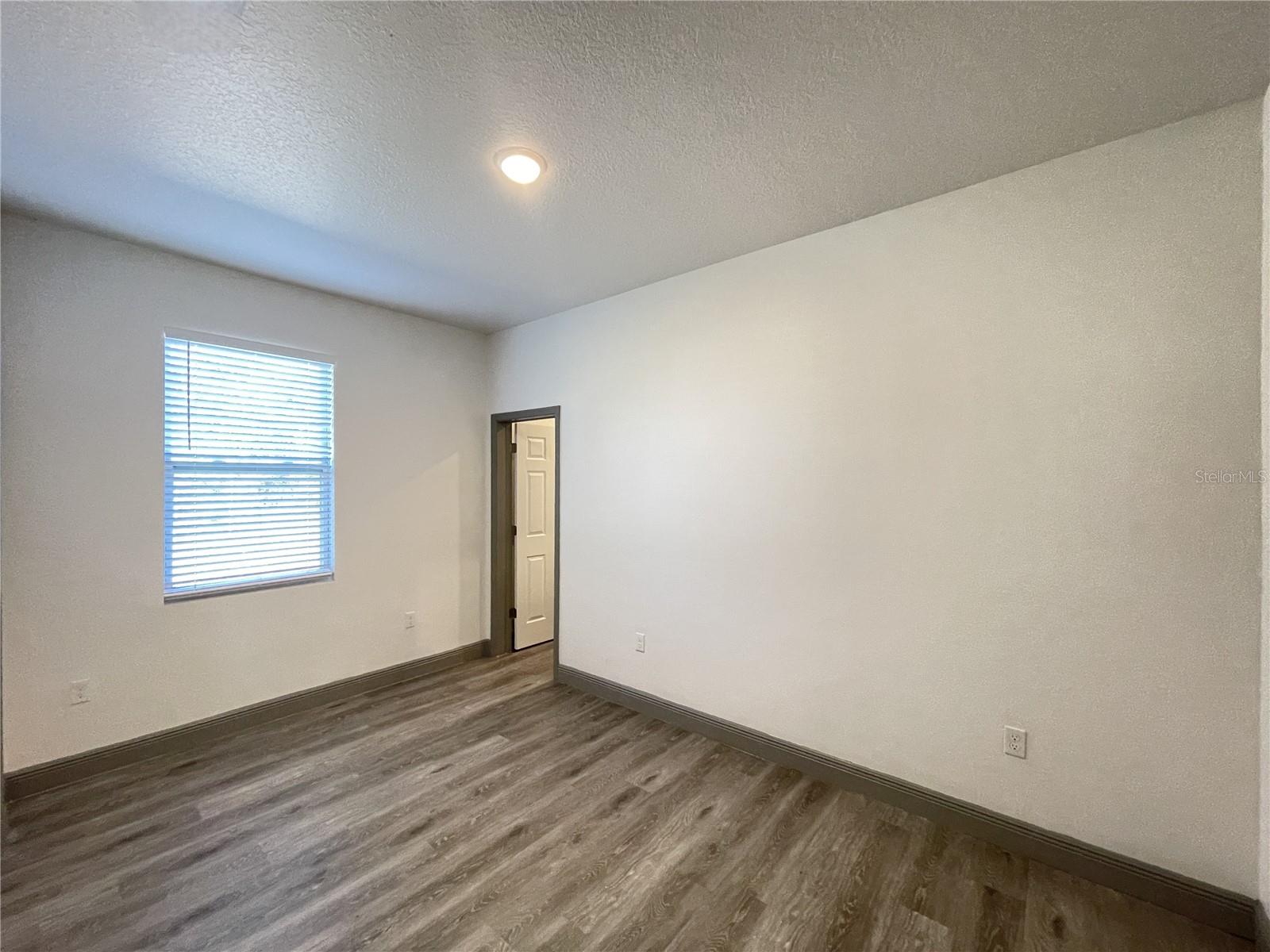 SILVER SPGS SHORES UN #31 - Residential