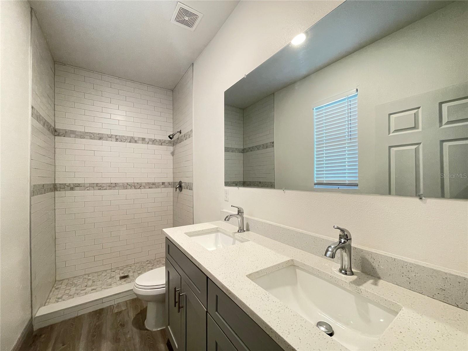 SILVER SPGS SHORES UN #31 - Residential