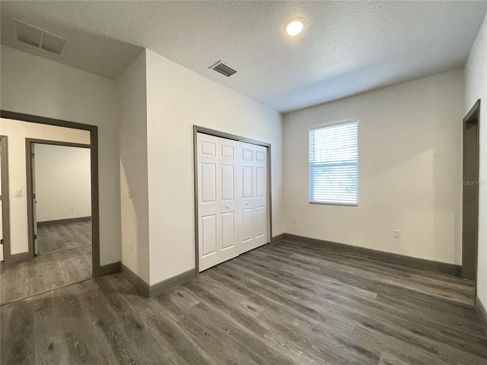 SILVER SPGS SHORES UN #31 - Residential