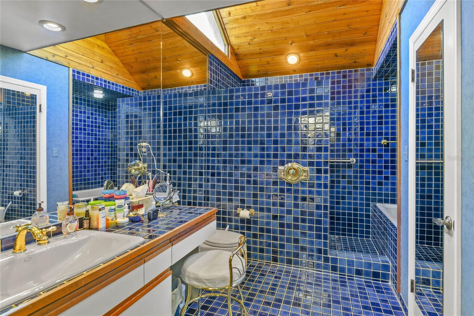 VIRGINIA HEIGHTS - Residential