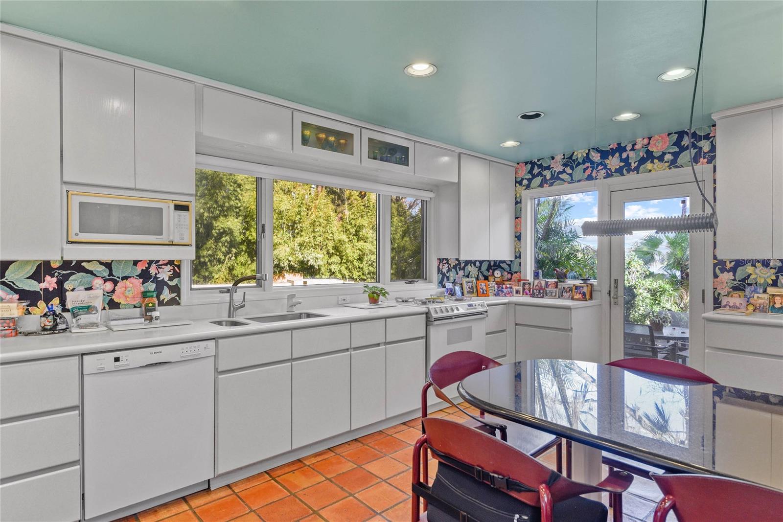 VIRGINIA HEIGHTS - Residential