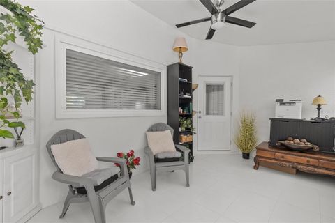 Single Family Residence in NORTH PORT FL 1347 WALBURG STREET 34.jpg