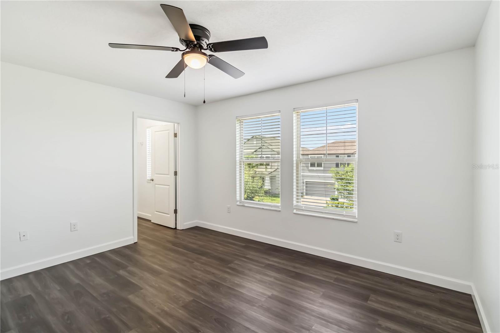 BELMONT NORTH PH 2C - Residential Lease