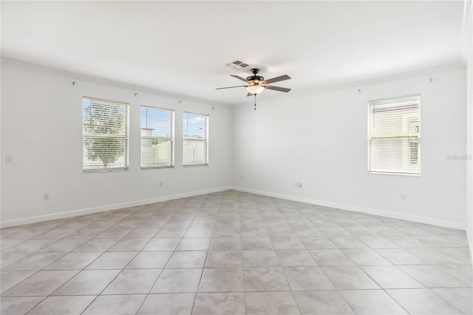 BELMONT NORTH PH 2C - Residential Lease