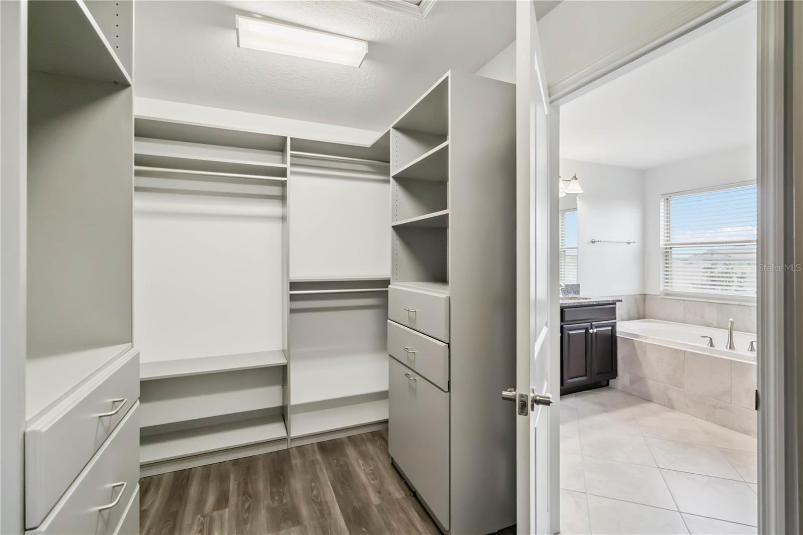 BELMONT NORTH PH 2C - Residential Lease