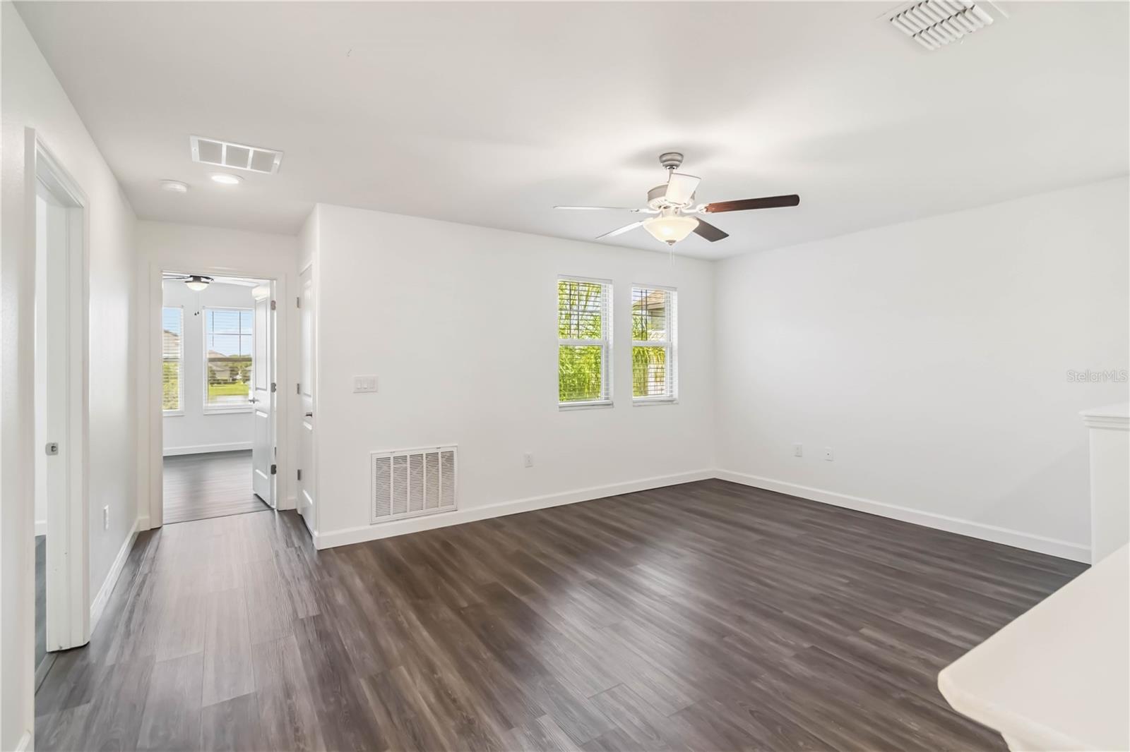 BELMONT NORTH PH 2C - Residential Lease