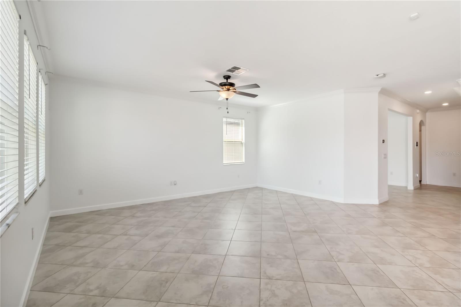 BELMONT NORTH PH 2C - Residential Lease