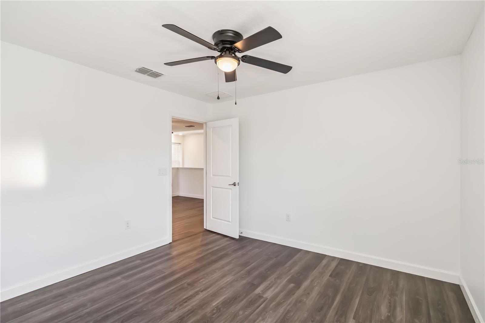 BELMONT NORTH PH 2C - Residential Lease