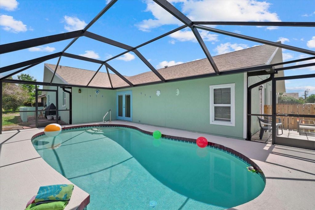 Photo of 5828 Lincoln Road, Venice, FL 34293 (MLS # N6139247)