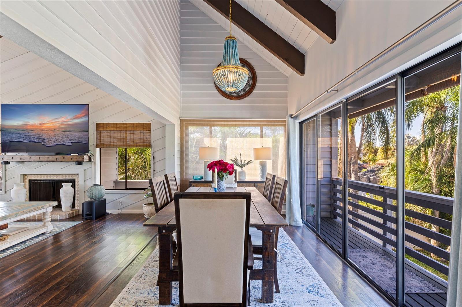 TIERRA VERDE - Residential