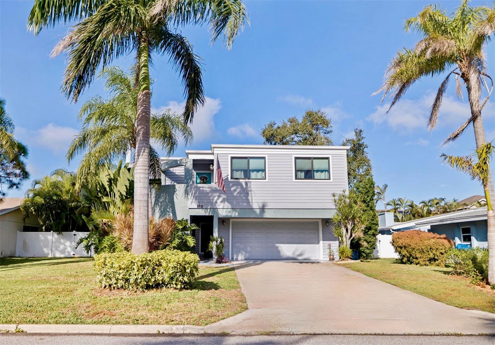 TIERRA VERDE - Residential