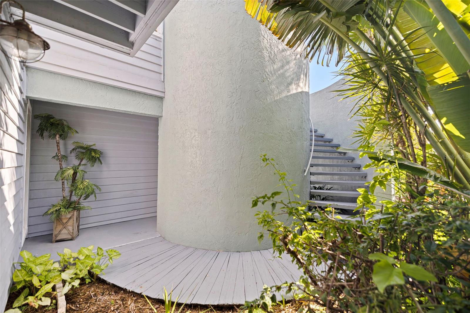 TIERRA VERDE - Residential