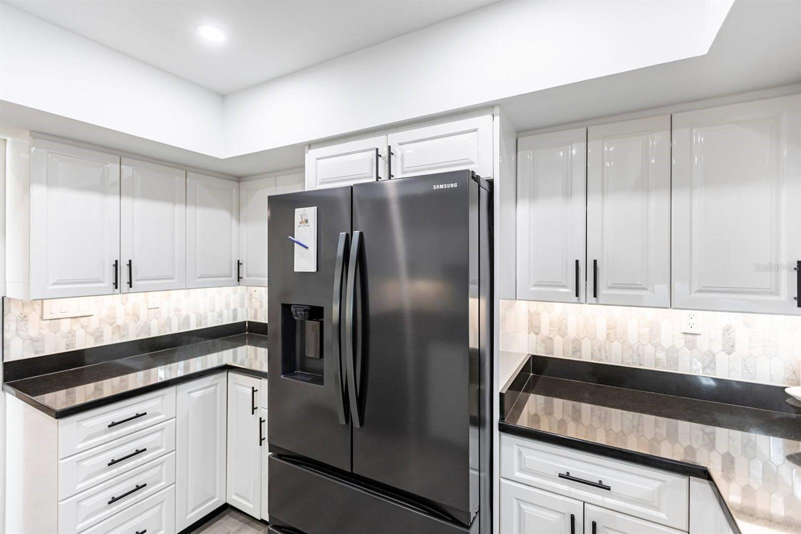 PEPPERTREE BAY III - Residential Lease