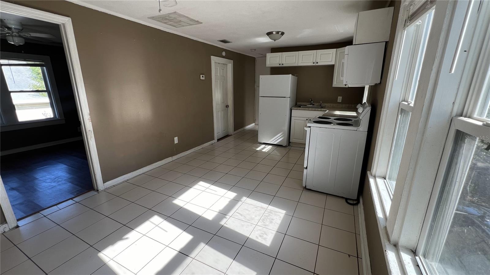 EUCLID HEIGHTS - Residential