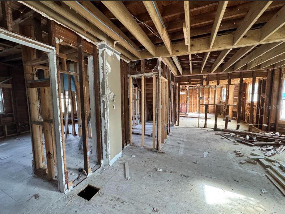 EUCLID HEIGHTS - Residential