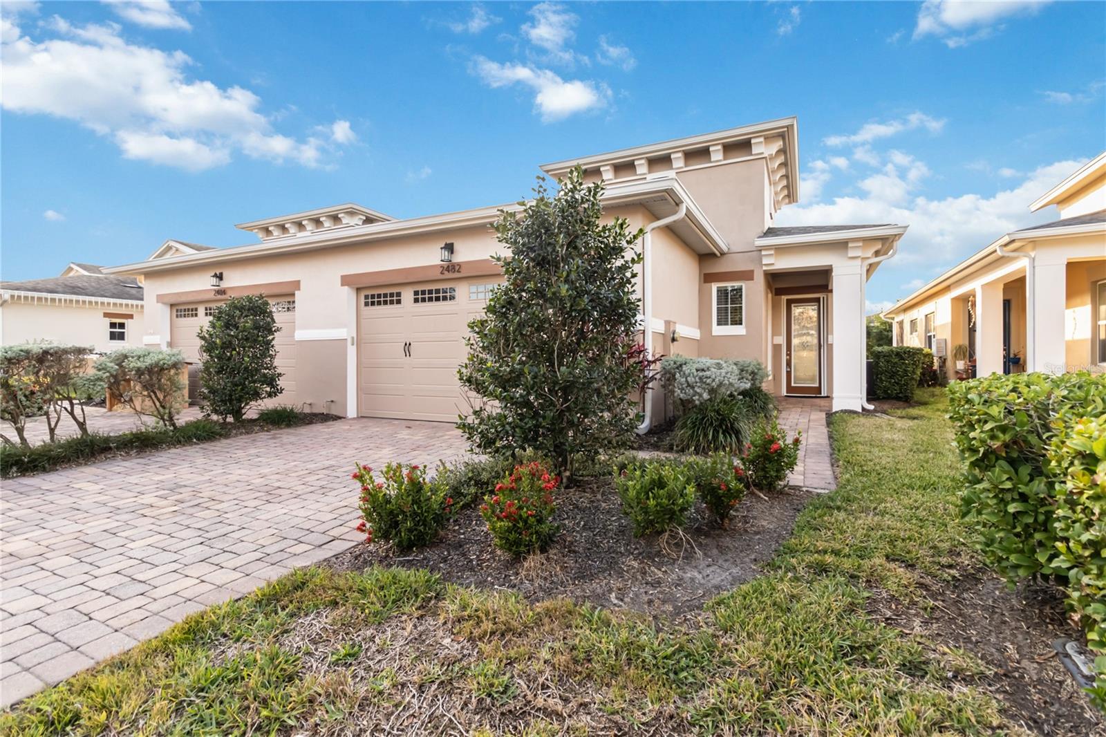 2482 YELLOW BRICK ROAD