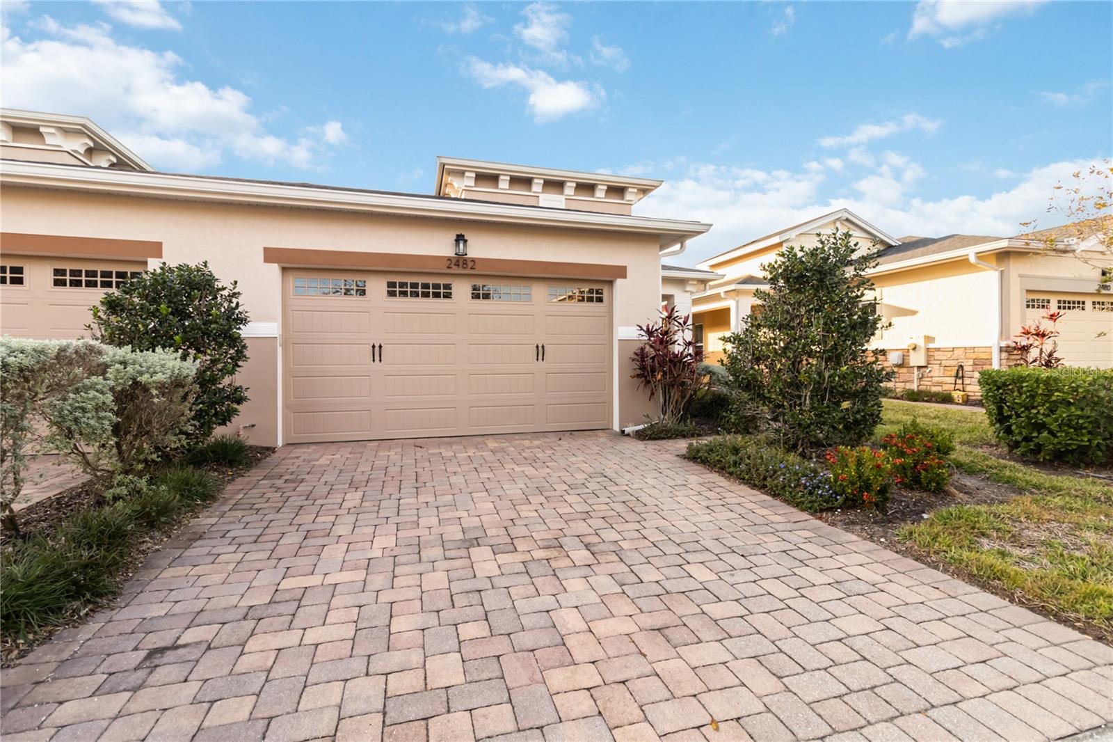 2482 YELLOW BRICK ROAD