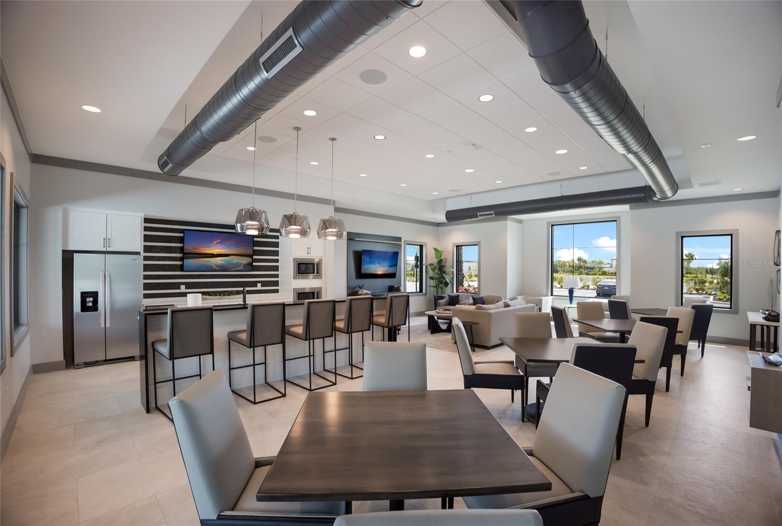 SAPPHIRE POINT PH IIIB - Residential