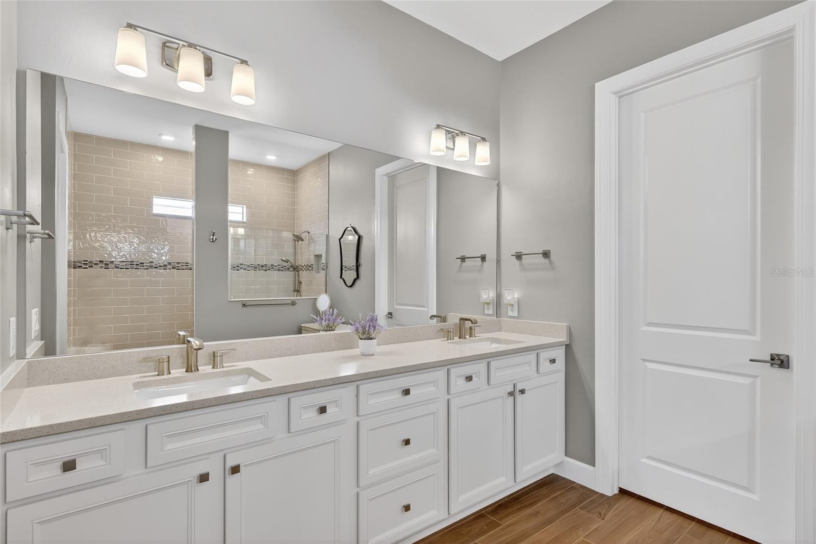 SAPPHIRE POINT PH IIIB - Residential