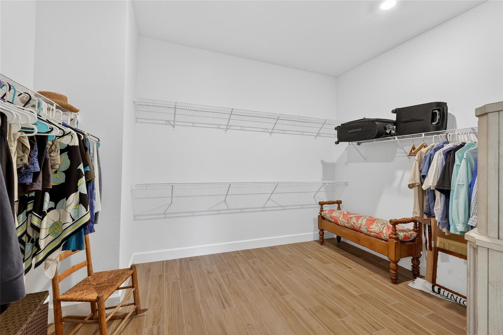 SAPPHIRE POINT PH IIIB - Residential