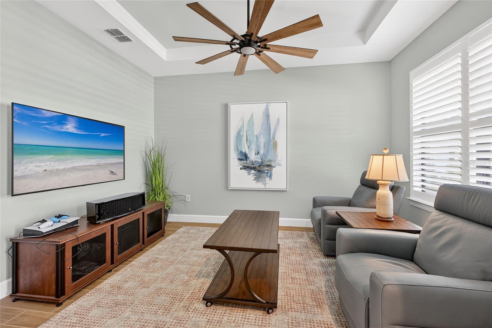 SAPPHIRE POINT PH IIIB - Residential