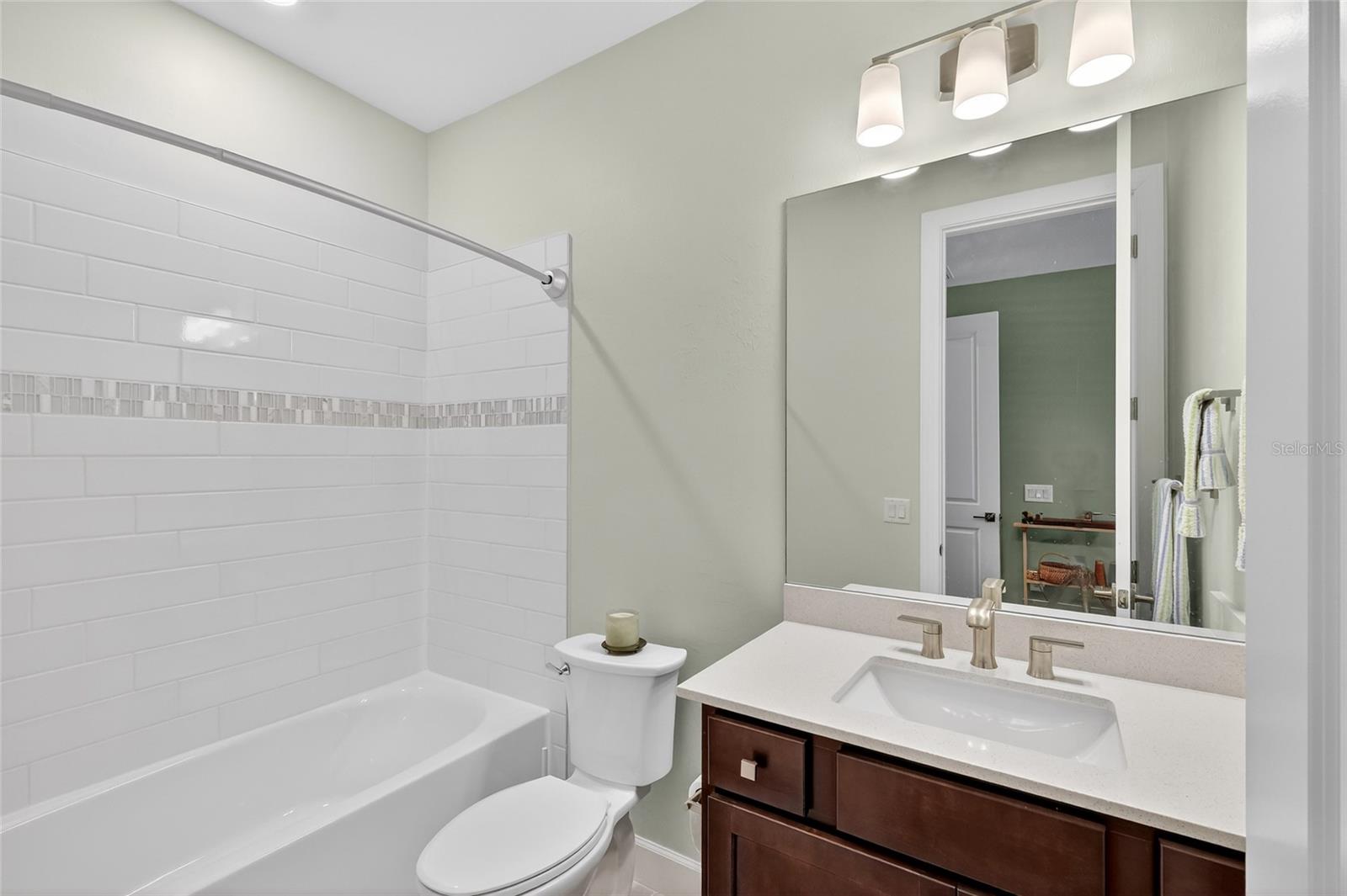 SAPPHIRE POINT PH IIIB - Residential