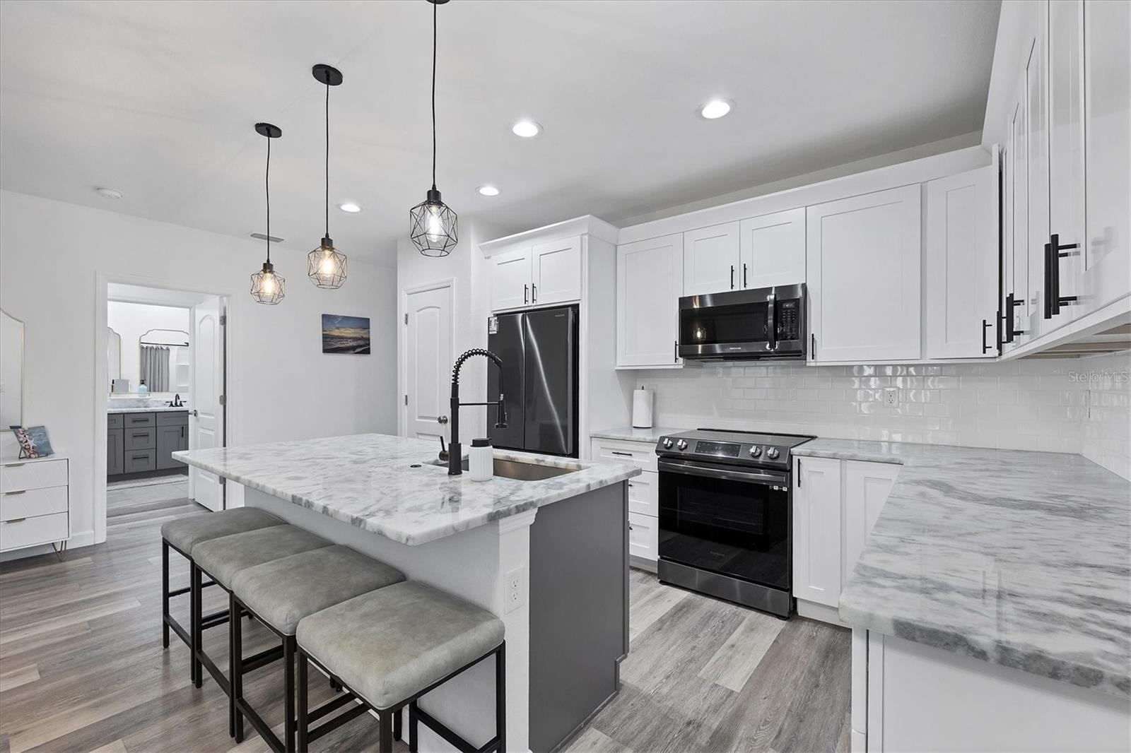 ROTONDA WEST PEBBLE BEACH - Residential Income