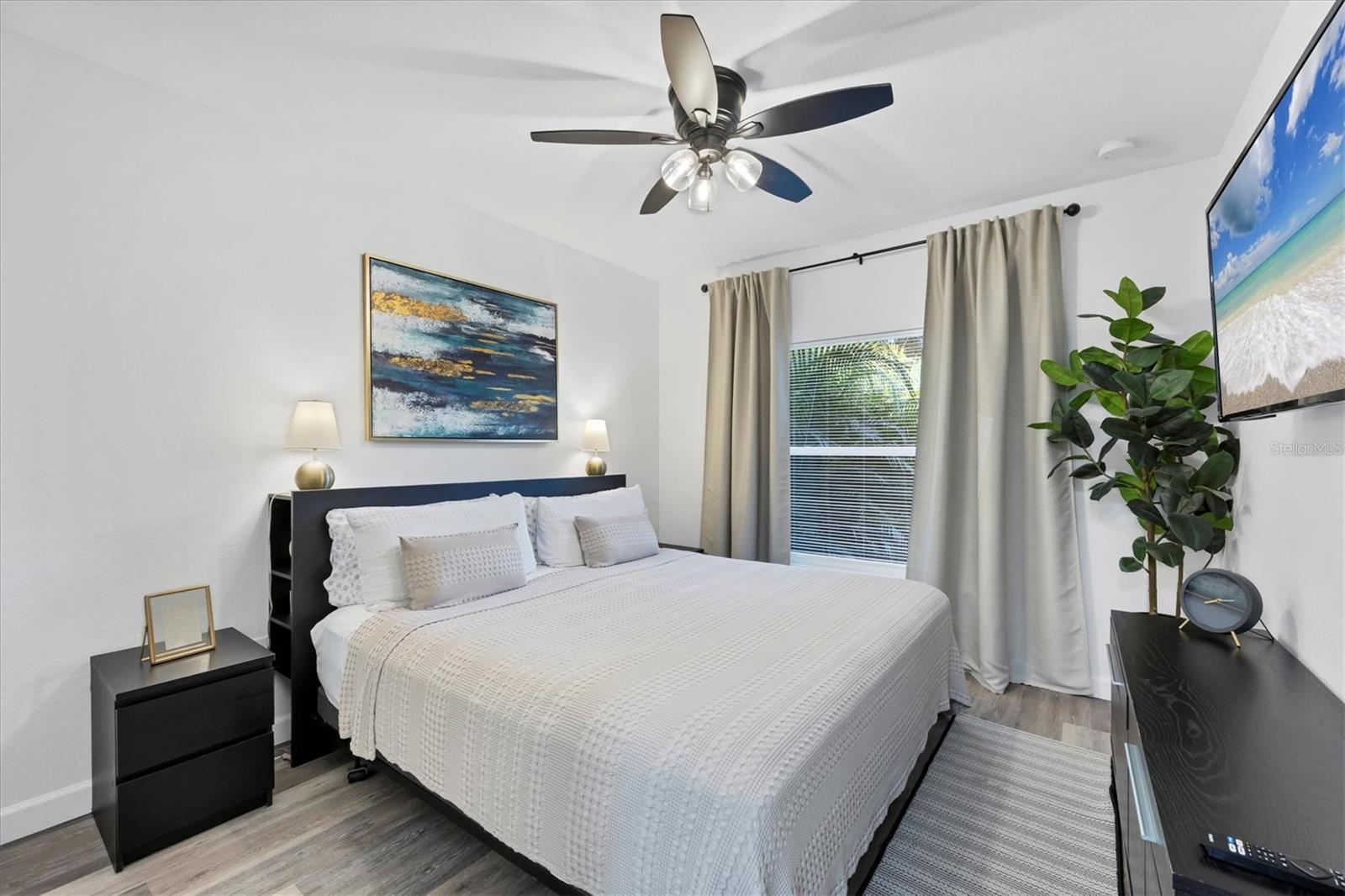 ROTONDA WEST PEBBLE BEACH - Residential Income