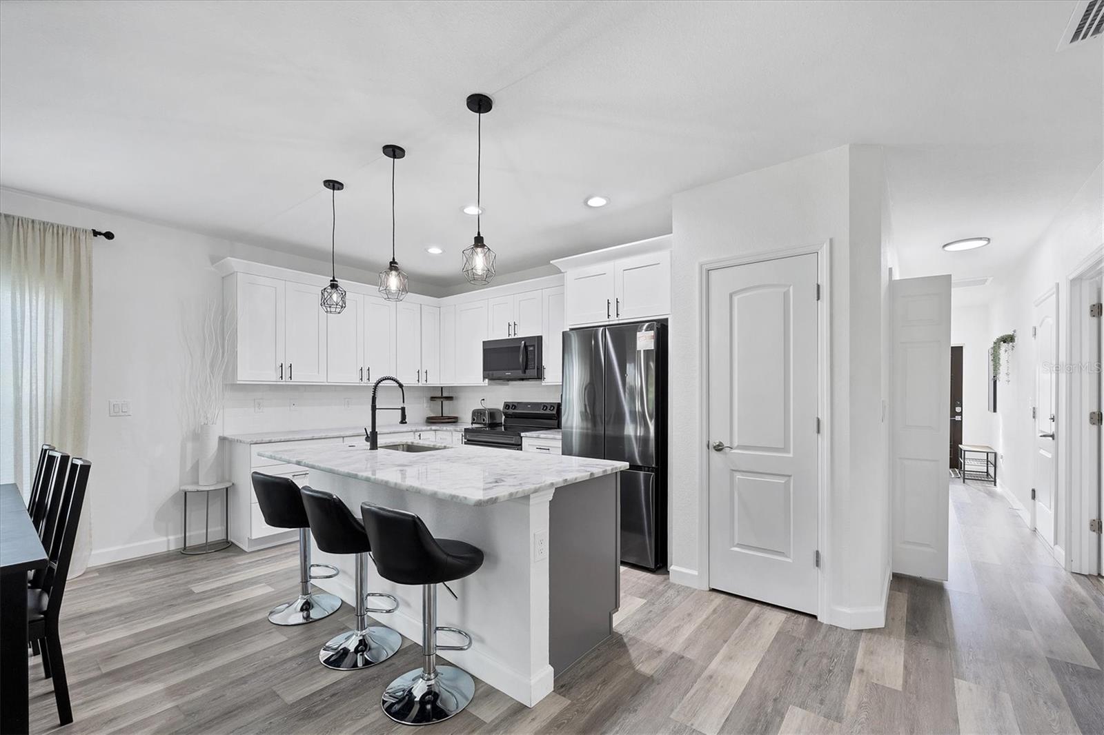 ROTONDA WEST PEBBLE BEACH - Residential Income