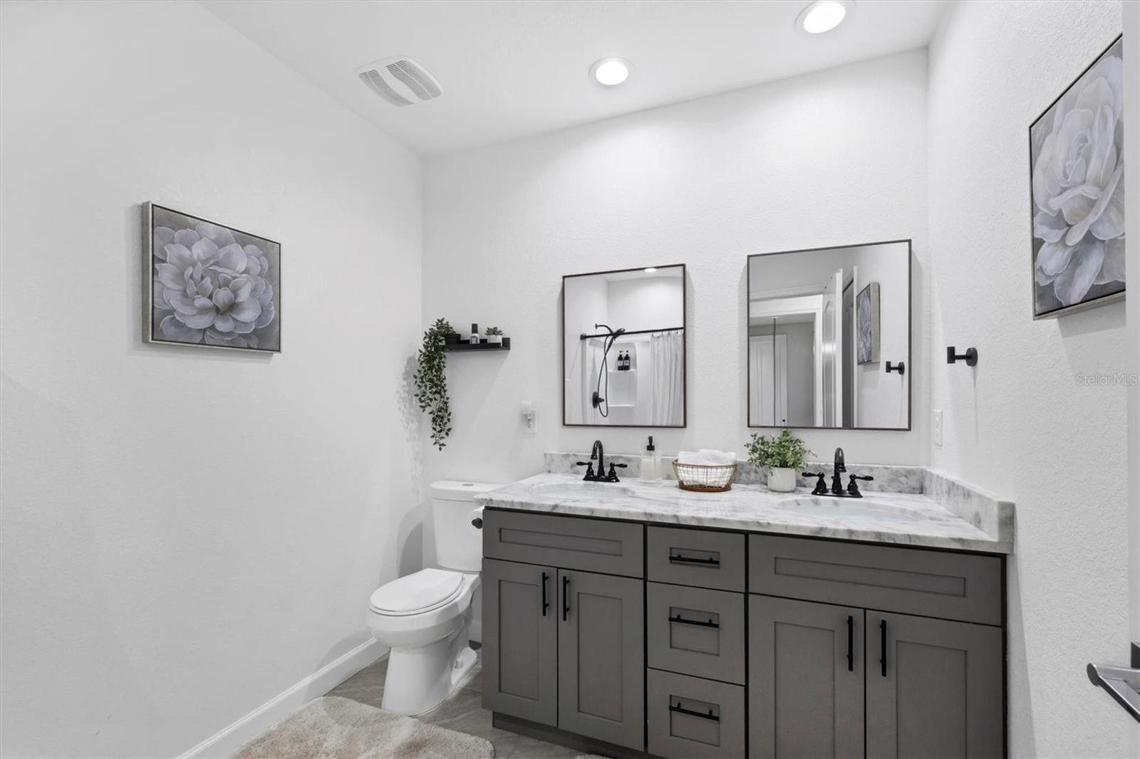 ROTONDA WEST PEBBLE BEACH - Residential Income