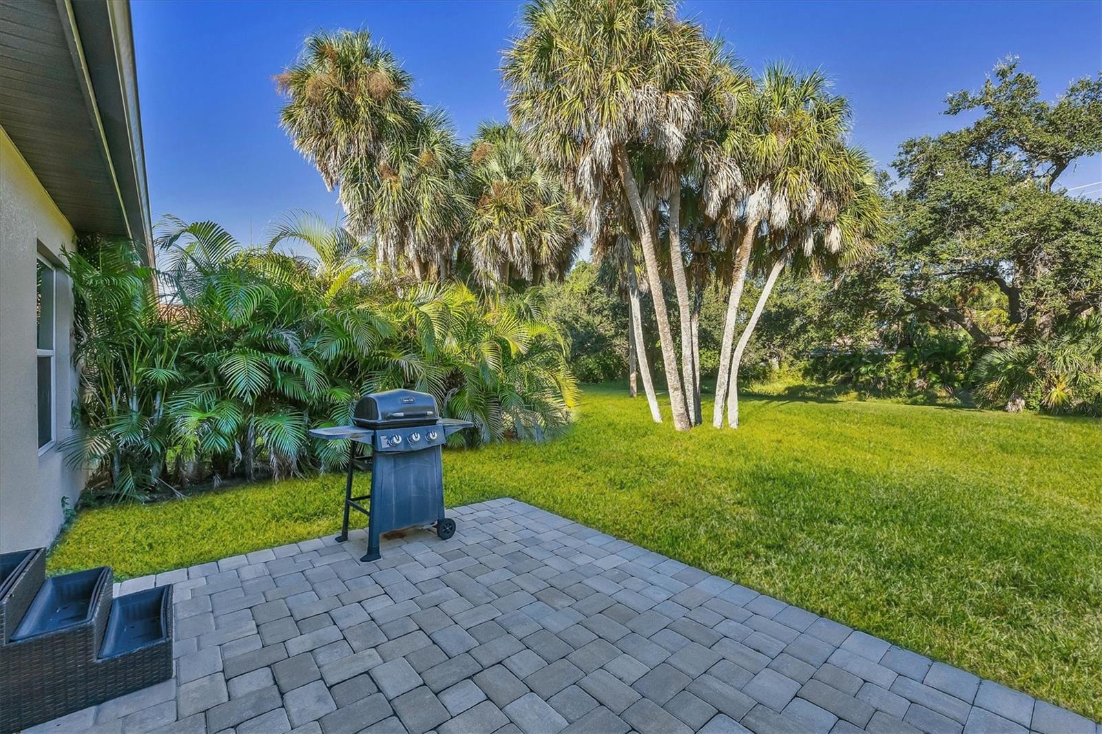 ROTONDA WEST PEBBLE BEACH - Residential Income