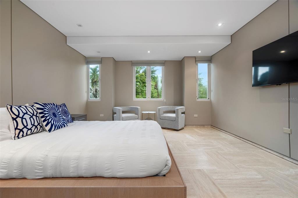 DORADO BEACH EAST - Residential