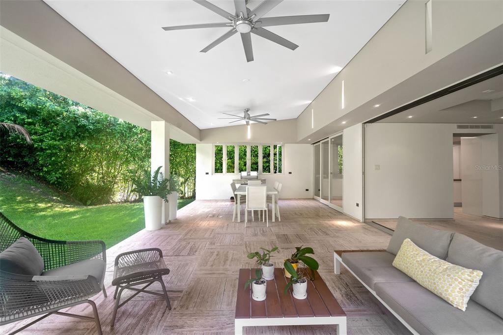 DORADO BEACH EAST - Residential