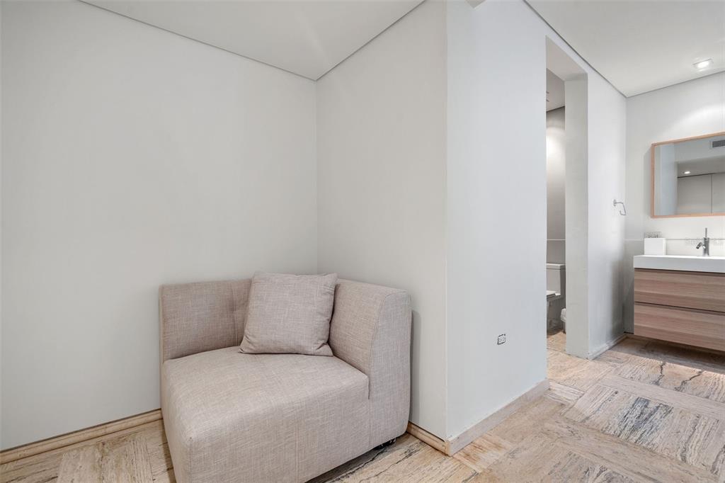 DORADO BEACH EAST - Residential