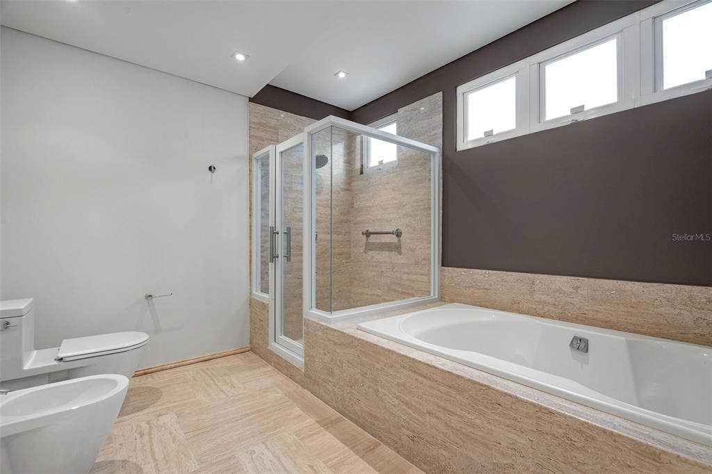 DORADO BEACH EAST - Residential